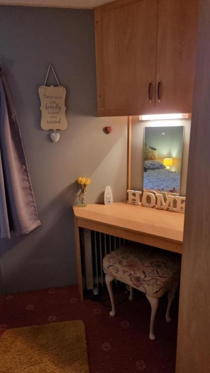 8 Birth Caravans Hire Caravan Number C4 Скегнесс Экстерьер фото